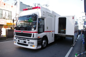 H30吉祥寺テロ対策合同訓練｜東京消防庁の特殊救急車(スーパーアンビュランス)