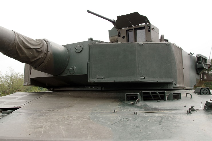 90式戦車：砲塔前面