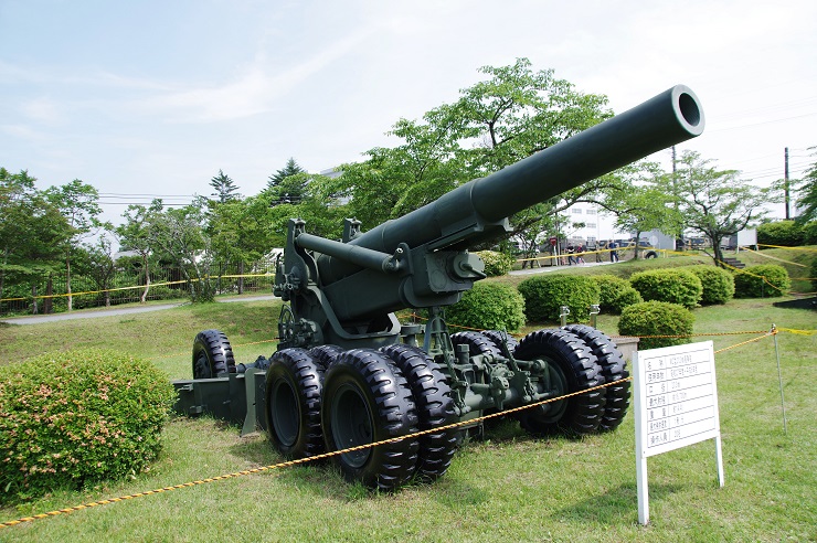 203mm榴弾砲M2：富士学校展示