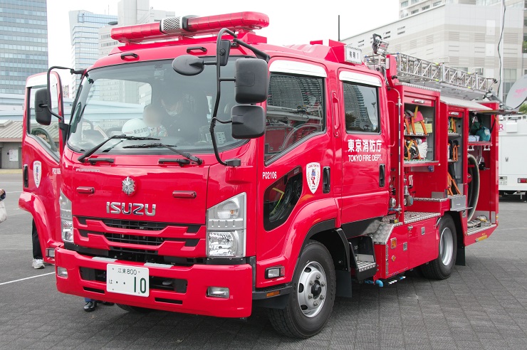 東京消防庁：水槽付ポンプ車