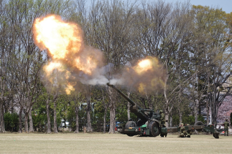 155mm榴弾砲FH-70空砲射撃