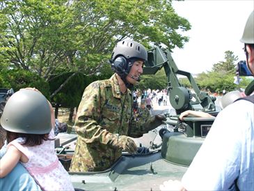武山駐屯地｜96式装輪装甲車試乗