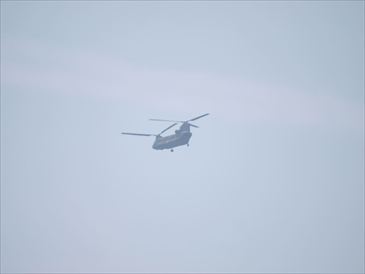 観閲飛行：CH-47JA