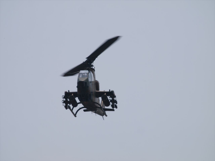 下志津駐屯地｜訓練展示：AH-1S