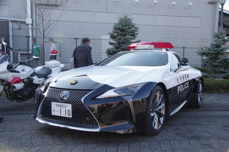 はたらくくるま2021：栃木県警のレクサスLC500パトカー