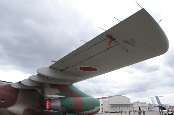 入間基地体験飛行：C-1輸送機の主翼