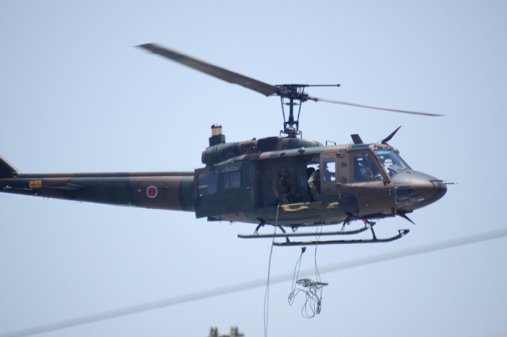 大久保駐屯地2022：UH-1Jのホバリング