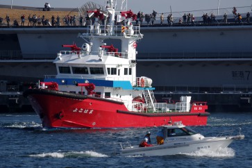 横浜消防出初式2019｜航空救助訓練での消防艇よこはま