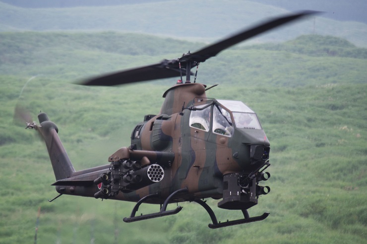 対戦車ヘリコプターAH-1S コブラ
