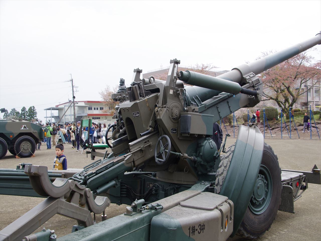 試製57式105mm軽りゅう弾砲
