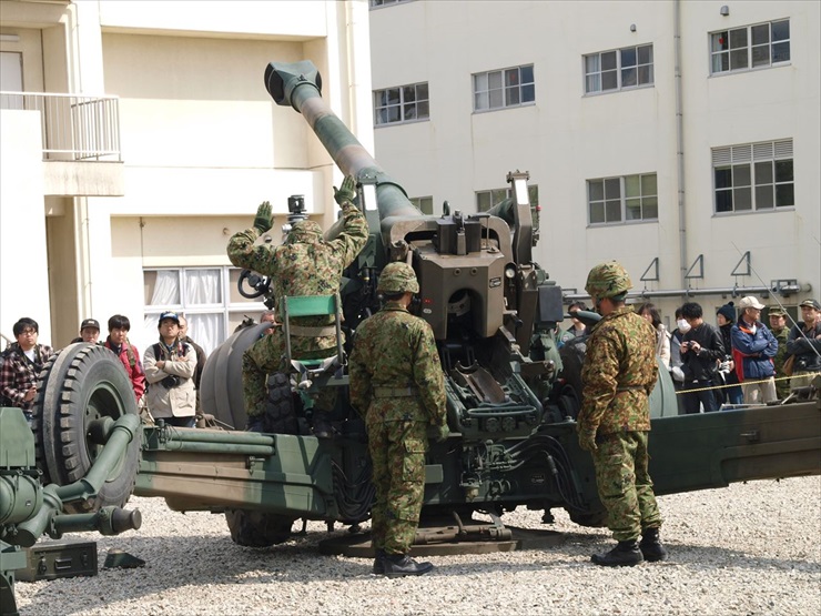 155mm榴弾砲FH70｜射撃操作訓練