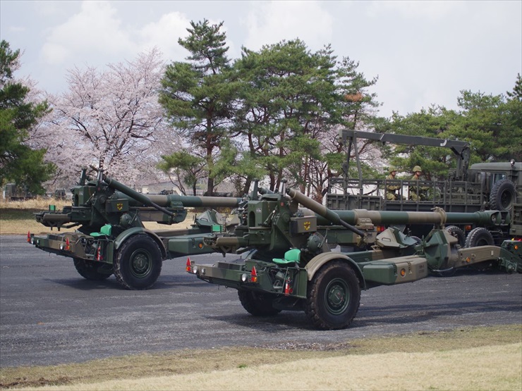 155mm榴弾砲FH70｜観閲行進