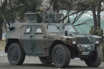 軽装甲機動車 軽装甲機動車