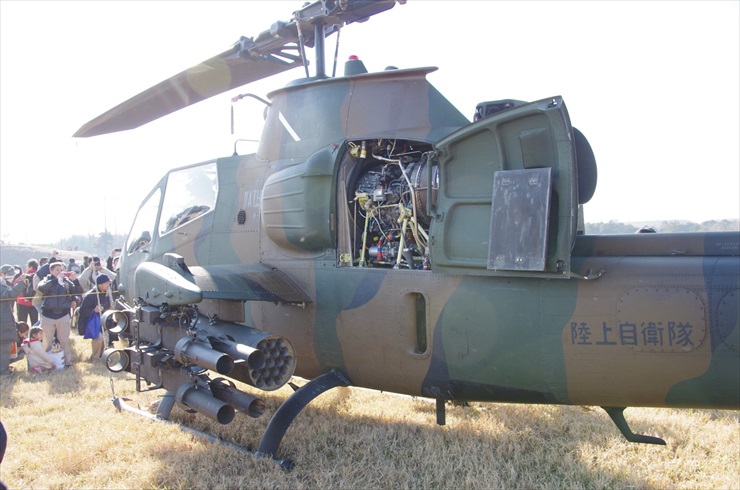 AH-1Sコブラ｜エンジン部開放