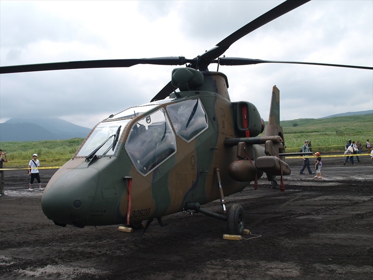 観測ヘリコプターOH-1｜装備品展示