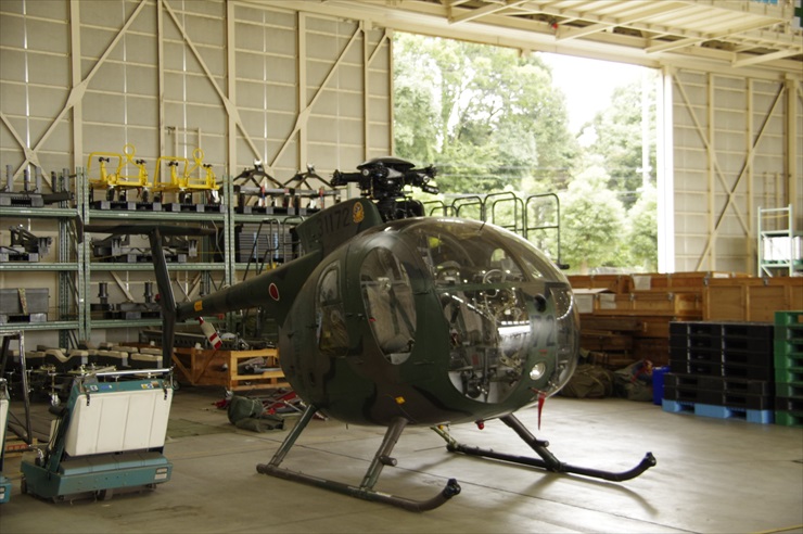 観測ヘリコプターOH-6D｜整備機体