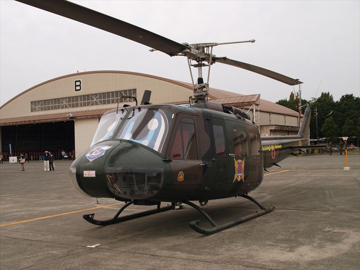 多用途ヘリコプター UH-1H