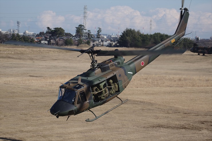 多用途ヘリコプター UH-1J｜急速離陸