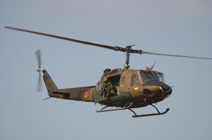 多用途ヘリコプター UH-1J｜ドアガン搭載