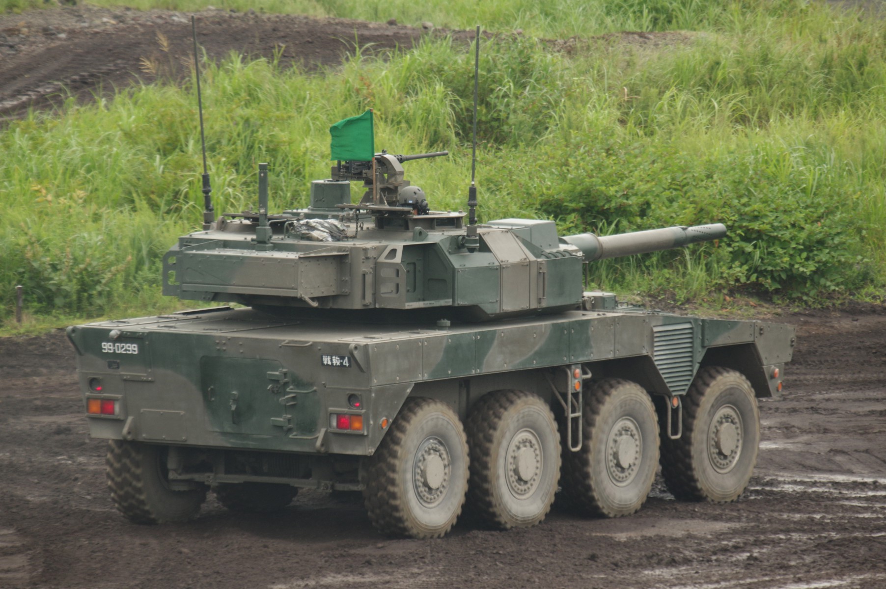 Тип 16 142. Type 16 MCV. JGSDF Type 16 MCV. Колесный танк Type 16. Type 16 maneuver Combat vehicle.