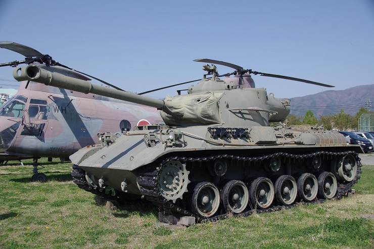 61式戦車：松本駐屯地展示