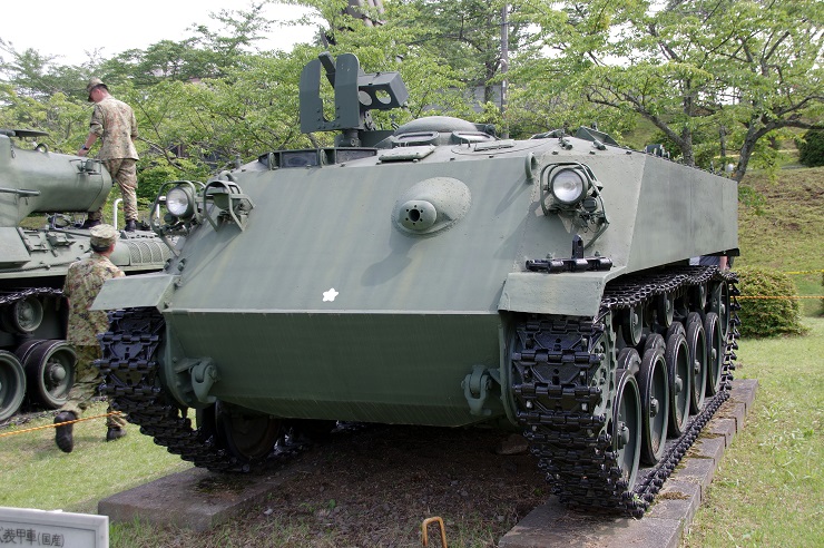 60式装甲車(富士学校)