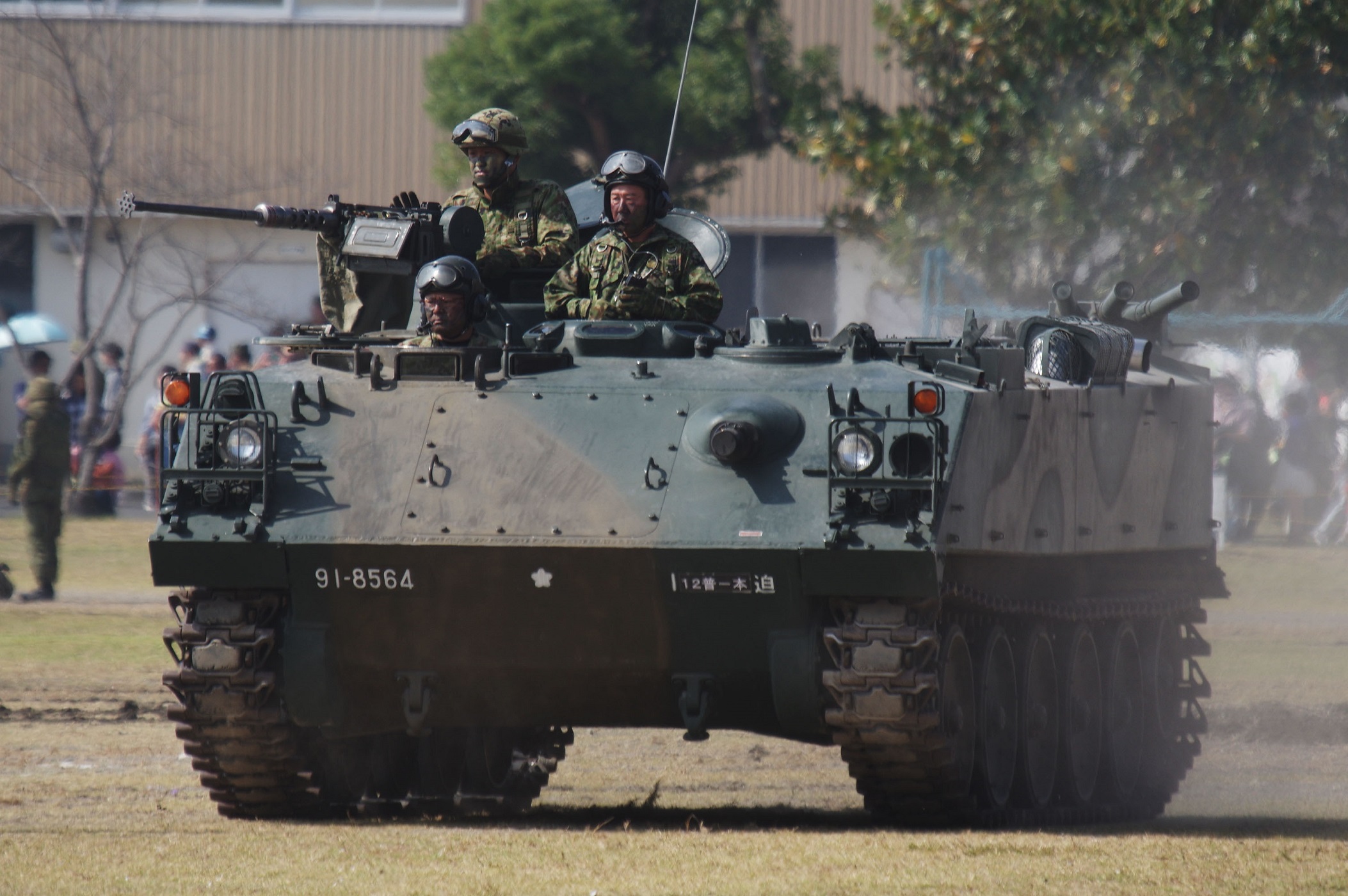 73式装甲車｜73APC・国産装甲車｜陸上自衛隊装備品｜陸自調査団