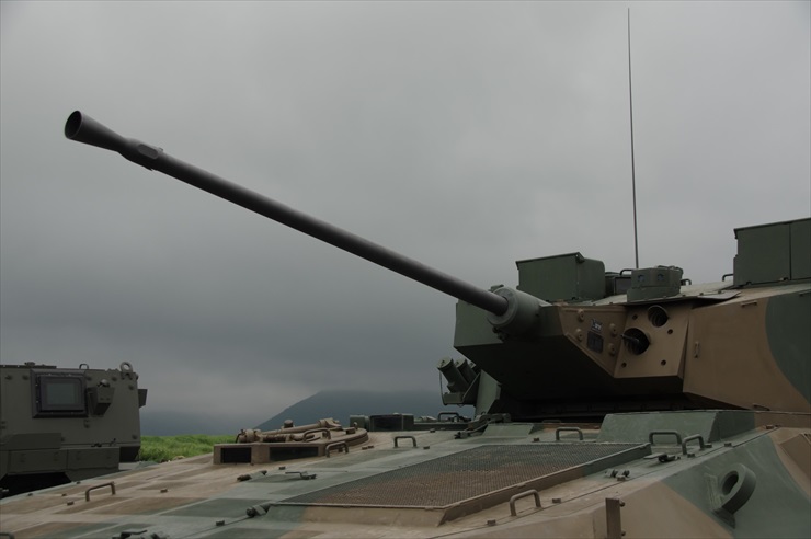 89式装甲戦闘車｜35mm機関砲