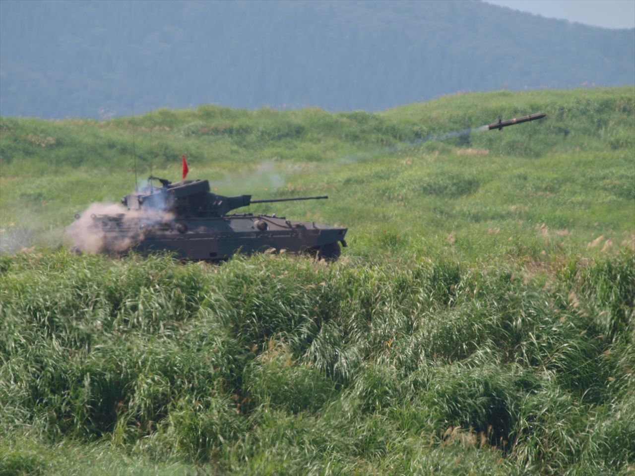 式装甲戦闘車 ifv 陸上自衛隊装備品 陸自調査団