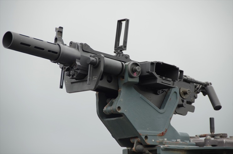 96式40mm自動擲弾銃｜車載時右側面