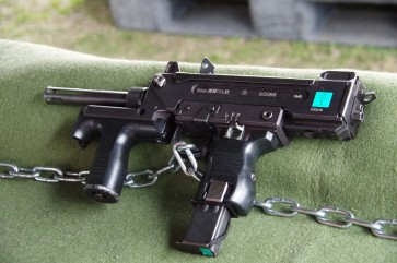 9mm機関拳銃